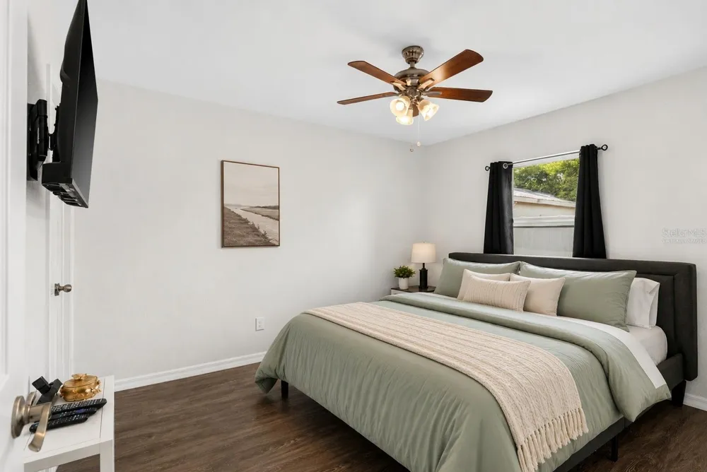 125 HERBERT STREET Auburndale, FL 33823