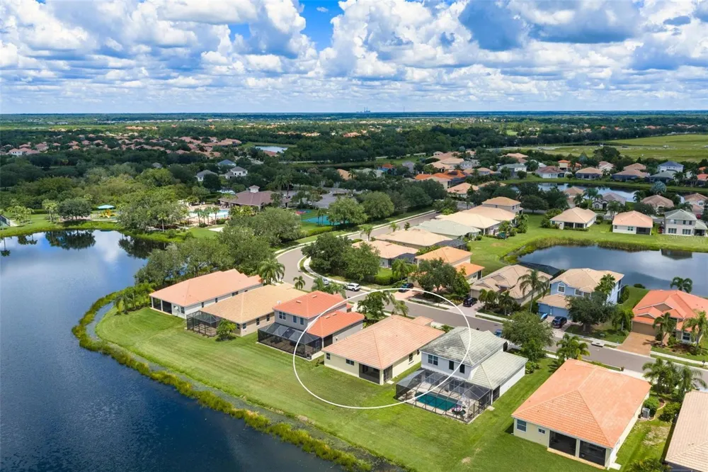 8734 MONTEREY BAY LOOP Bradenton, FL 34212