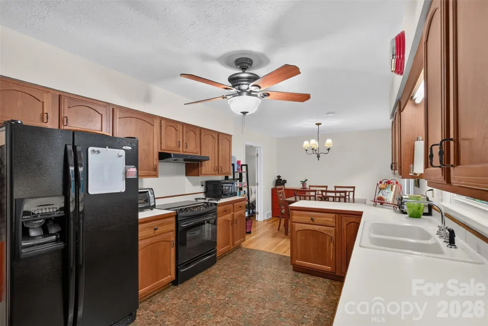 7 Mountainbrook Road Asheville, NC 28805