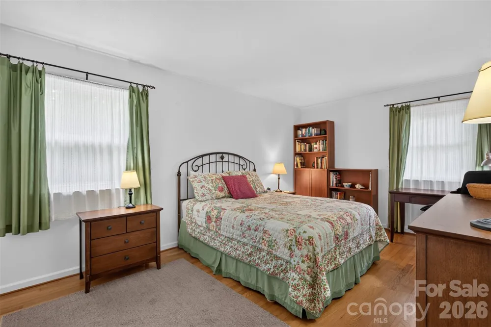 7 Mountainbrook Road Asheville, NC 28805