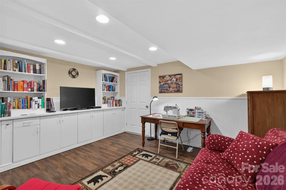 7 Mountainbrook Road Asheville, NC 28805