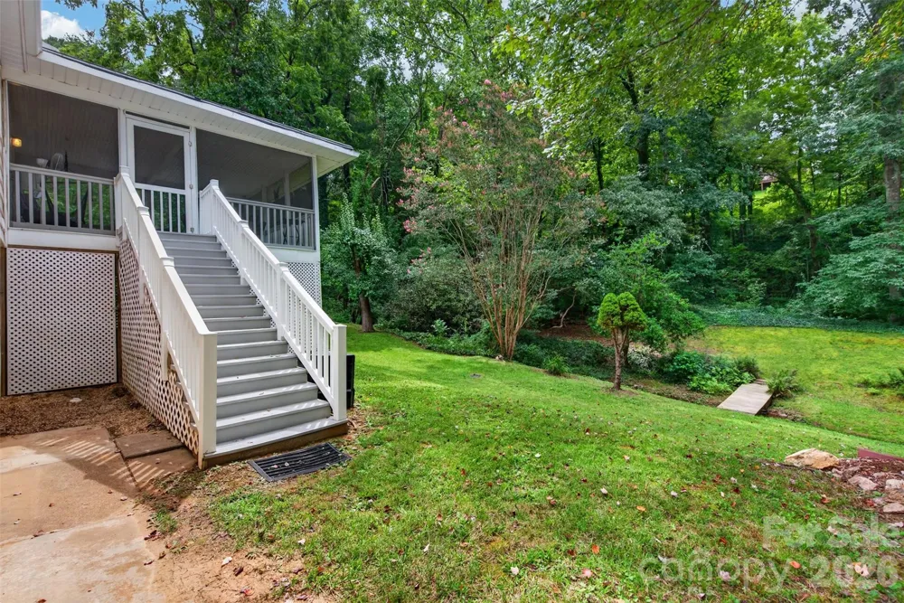 7 Mountainbrook Road Asheville, NC 28805
