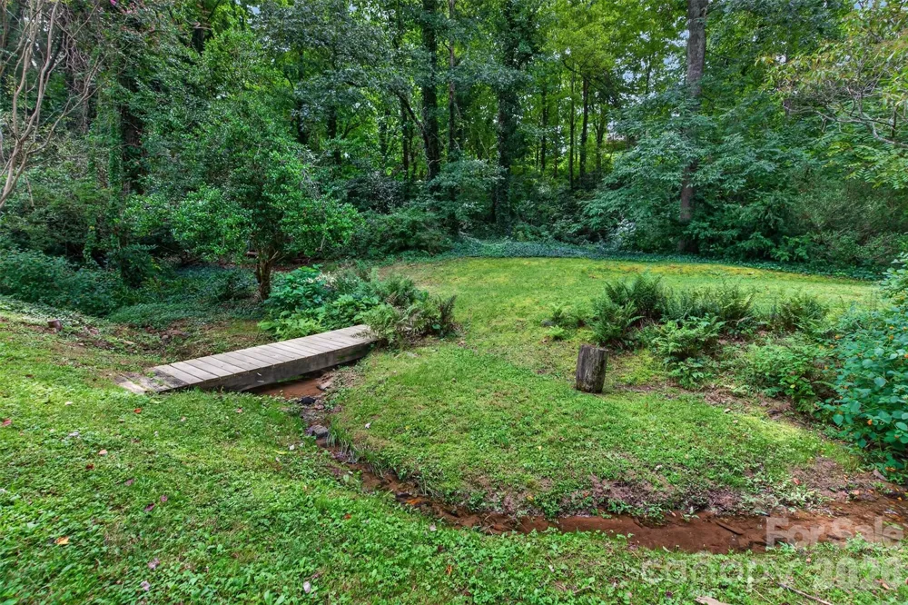 7 Mountainbrook Road Asheville, NC 28805