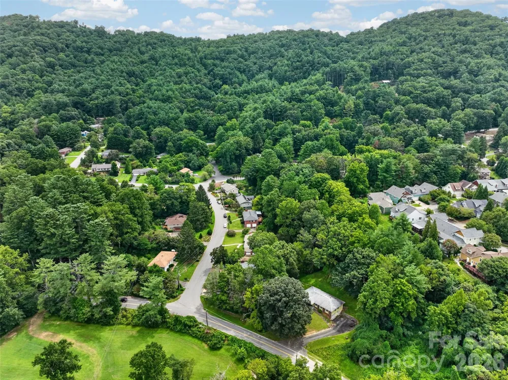 7 Mountainbrook Road Asheville, NC 28805