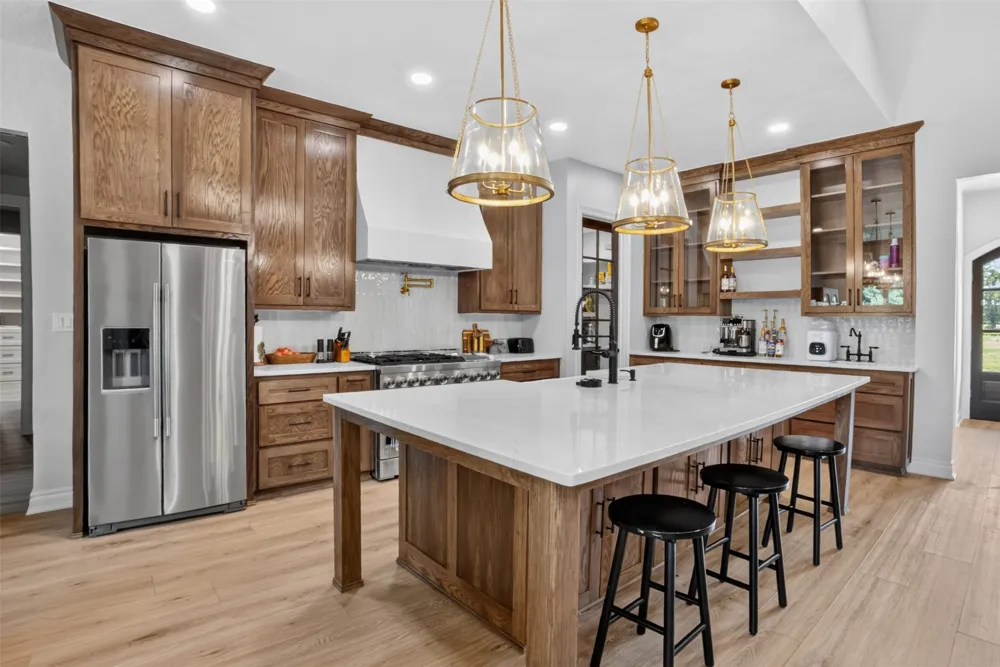 2388 Lansing Switch Road Longview, TX 75602