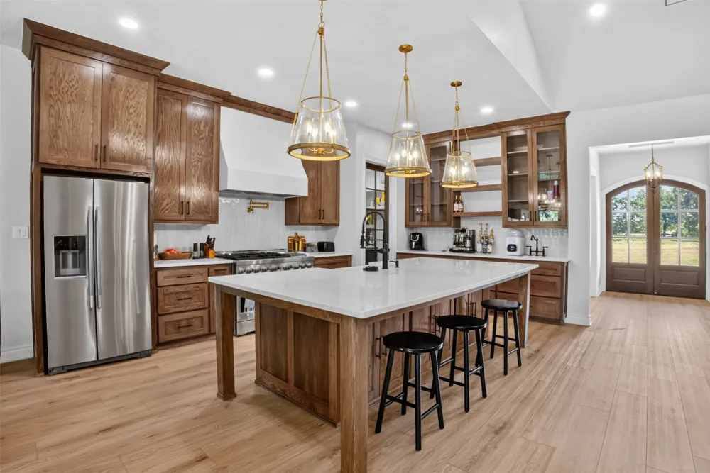 2388 Lansing Switch Road Longview, TX 75602