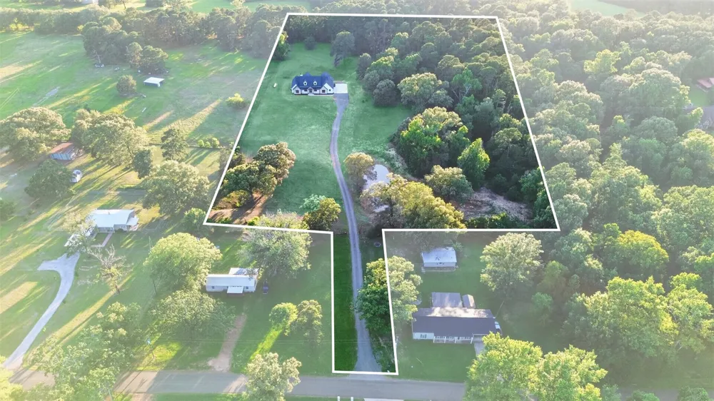 2388 Lansing Switch Road Longview, TX 75602