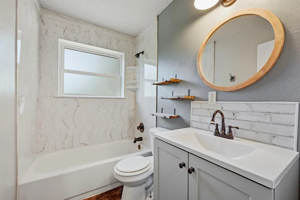 1006 W Texas Street Denison, TX 75020