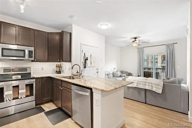 10052 W Ute Place #206 Littleton, CO 80127