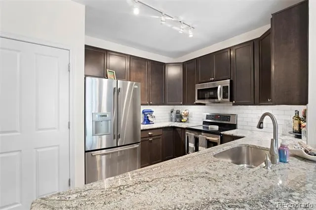 10052 W Ute Place #206 Littleton, CO 80127