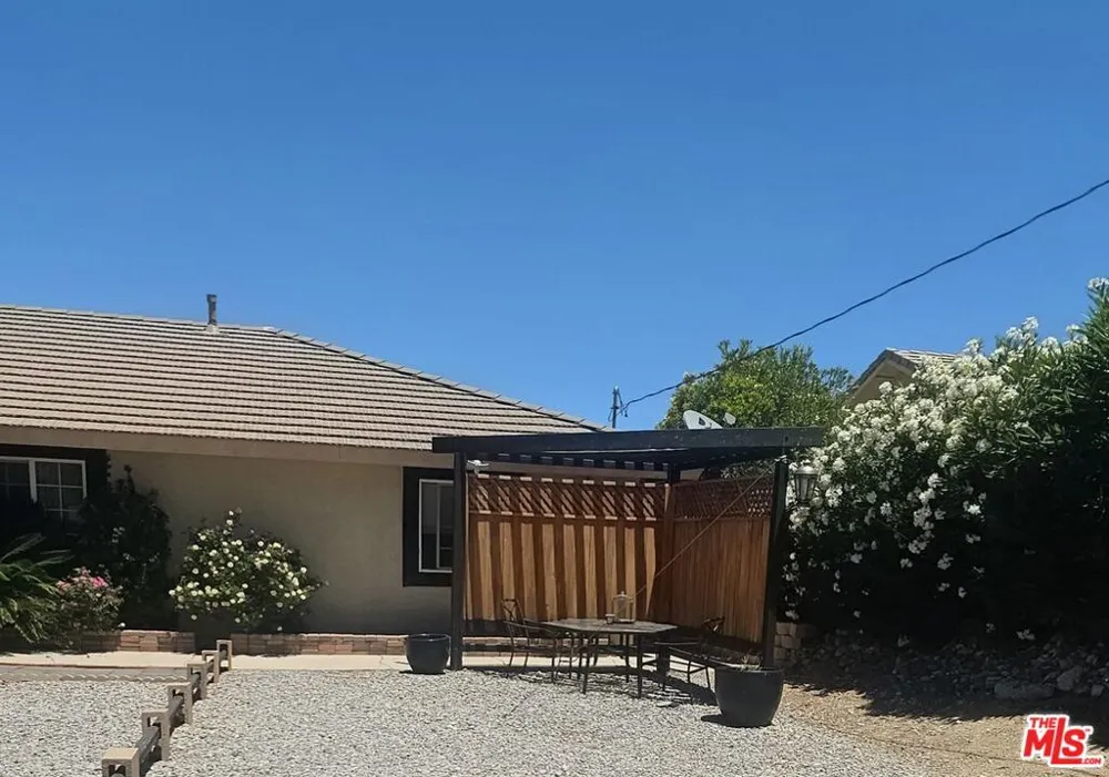 1168 Smoke Tree Road Pinon Hills, CA 92372