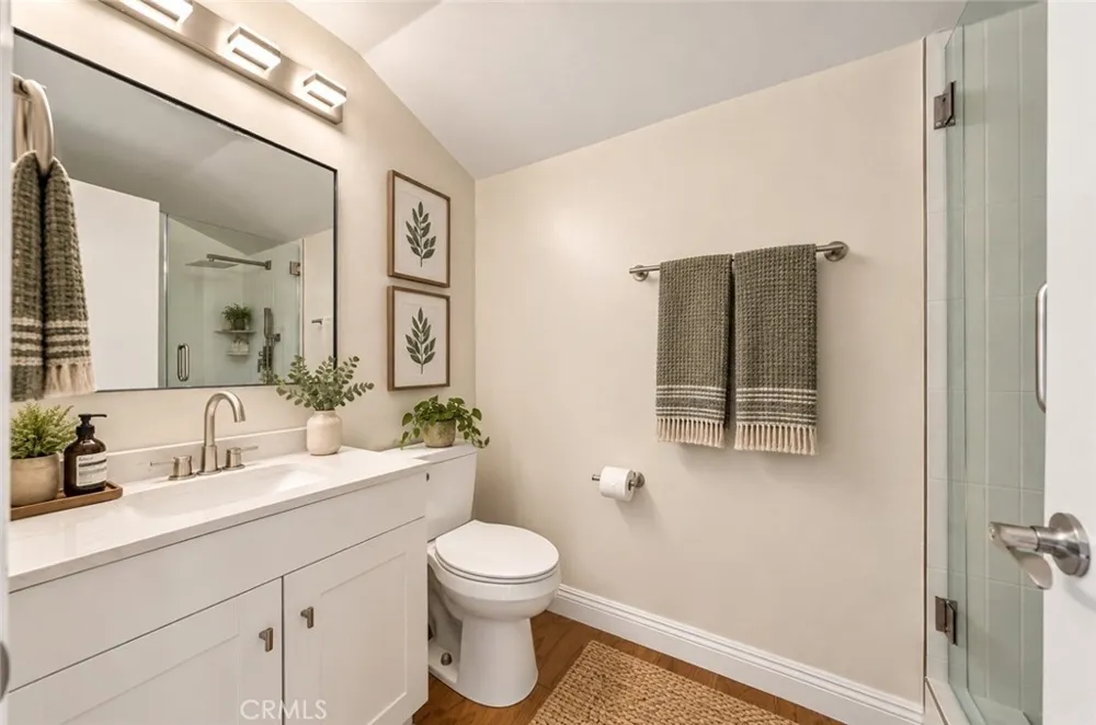19701 Bluefield Plaza Yorba Linda, CA 92886