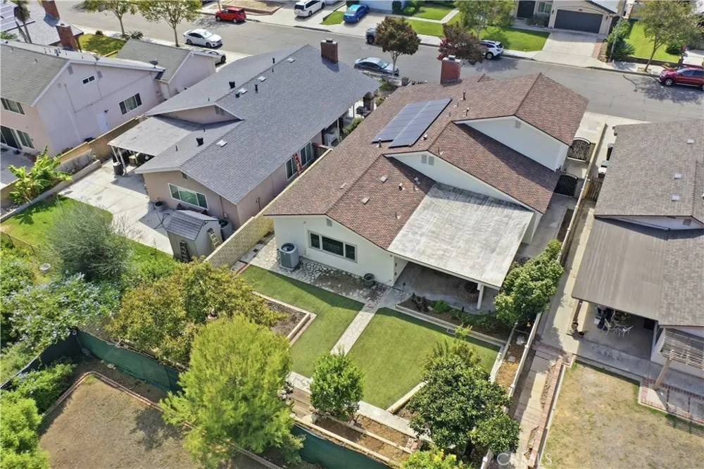 19701 Bluefield Plaza Yorba Linda, CA 92886