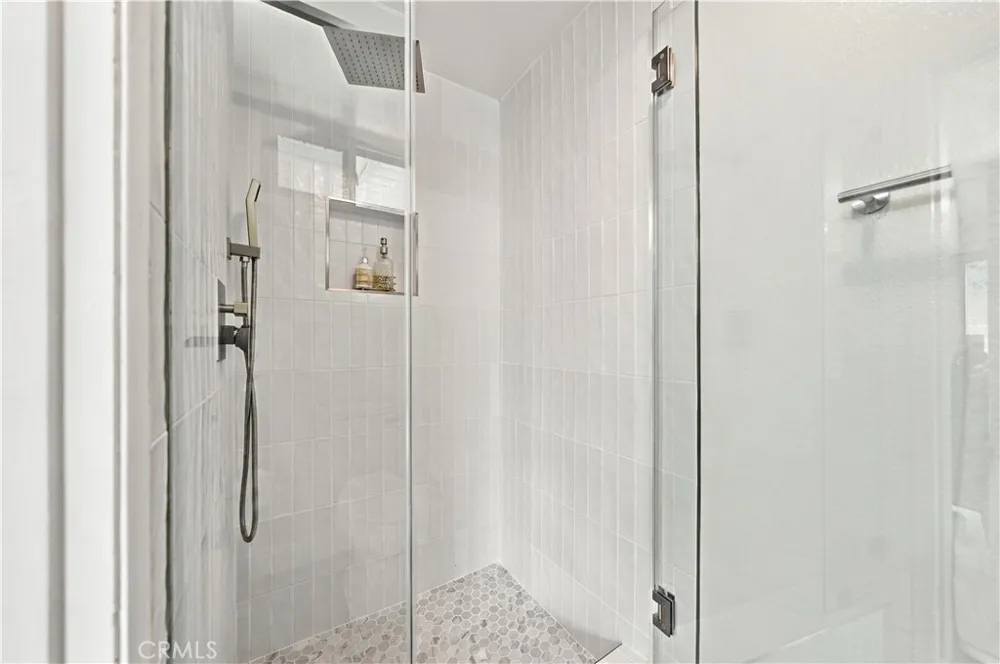 19701 Bluefield Plaza Yorba Linda, CA 92886
