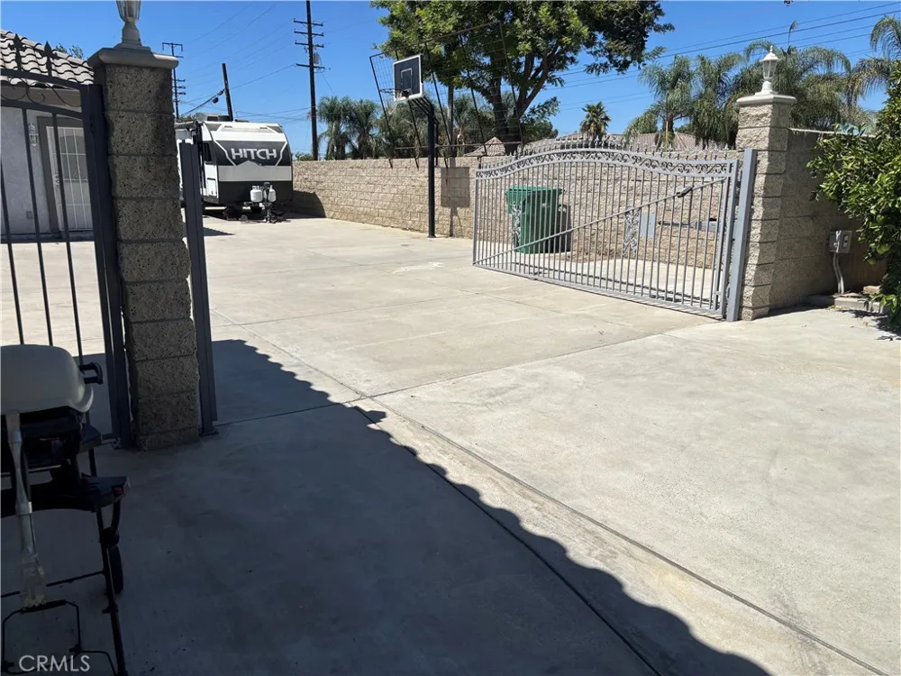 11728 Concord Court Chino, CA 91710