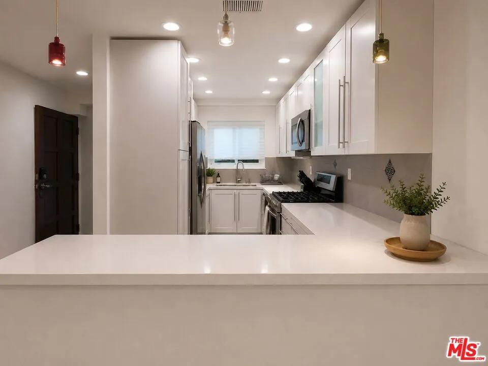 1443 25th Street #4 Santa Monica, CA 90404