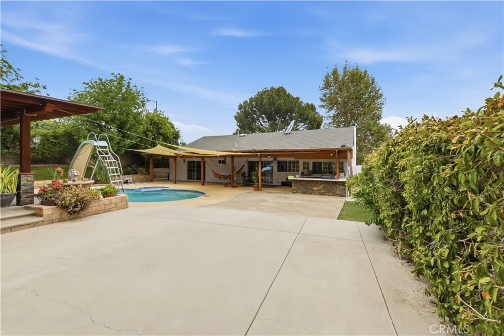 19701 Lemarsh Street Chatsworth, CA 91311