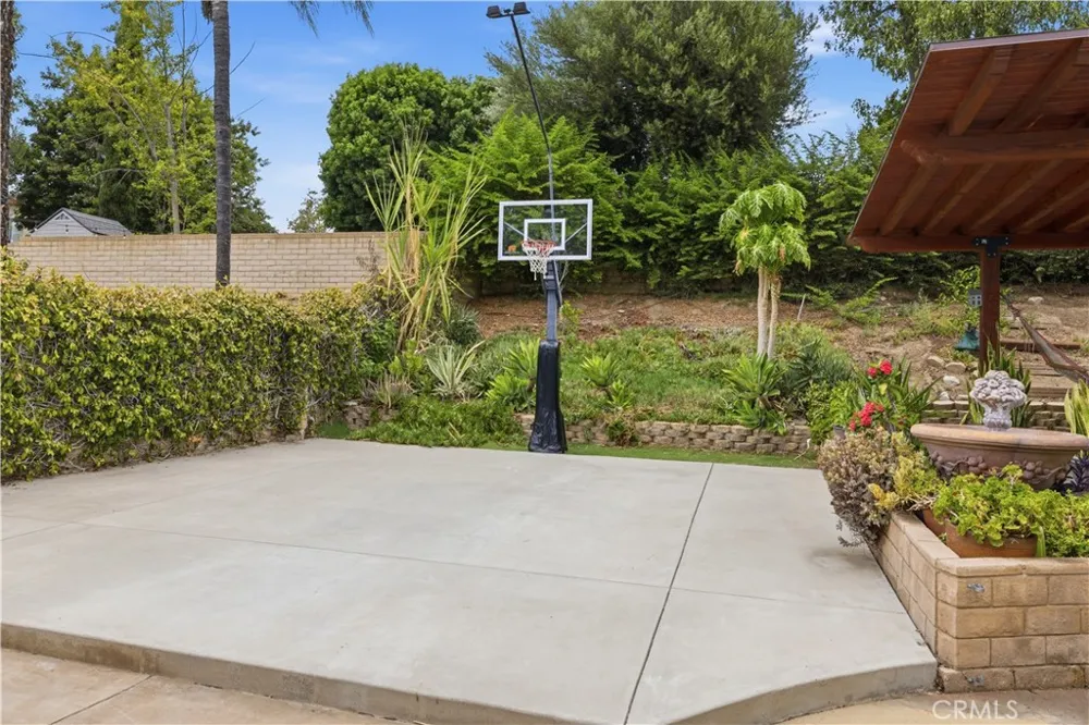 19701 Lemarsh Street Chatsworth, CA 91311