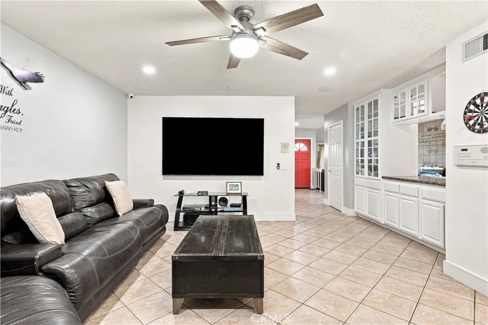 19701 Lemarsh Street Chatsworth, CA 91311