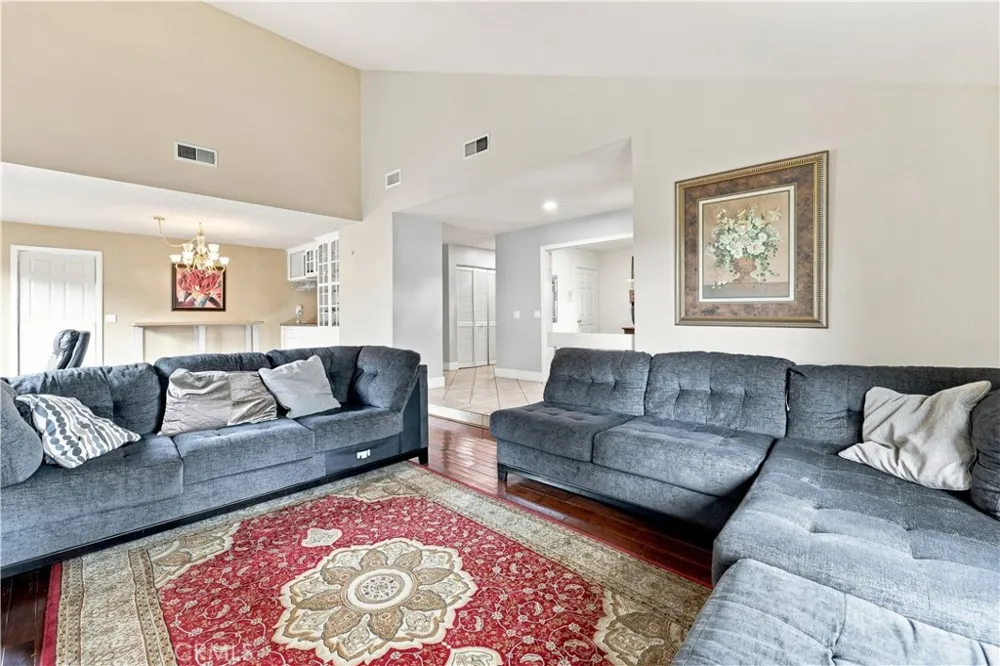 19701 Lemarsh Street Chatsworth, CA 91311