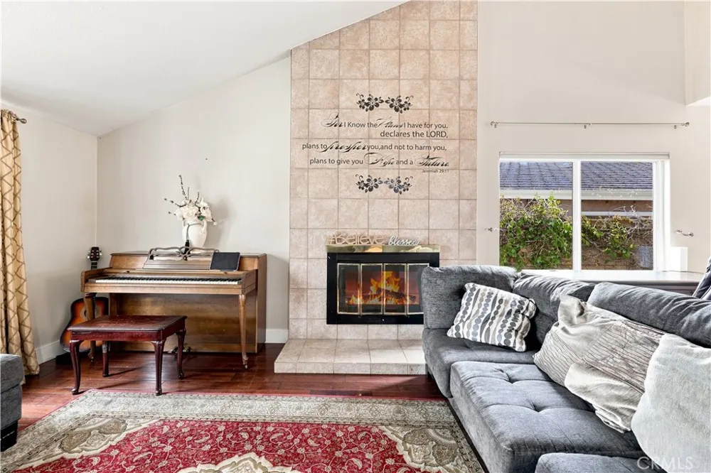 19701 Lemarsh Street Chatsworth, CA 91311