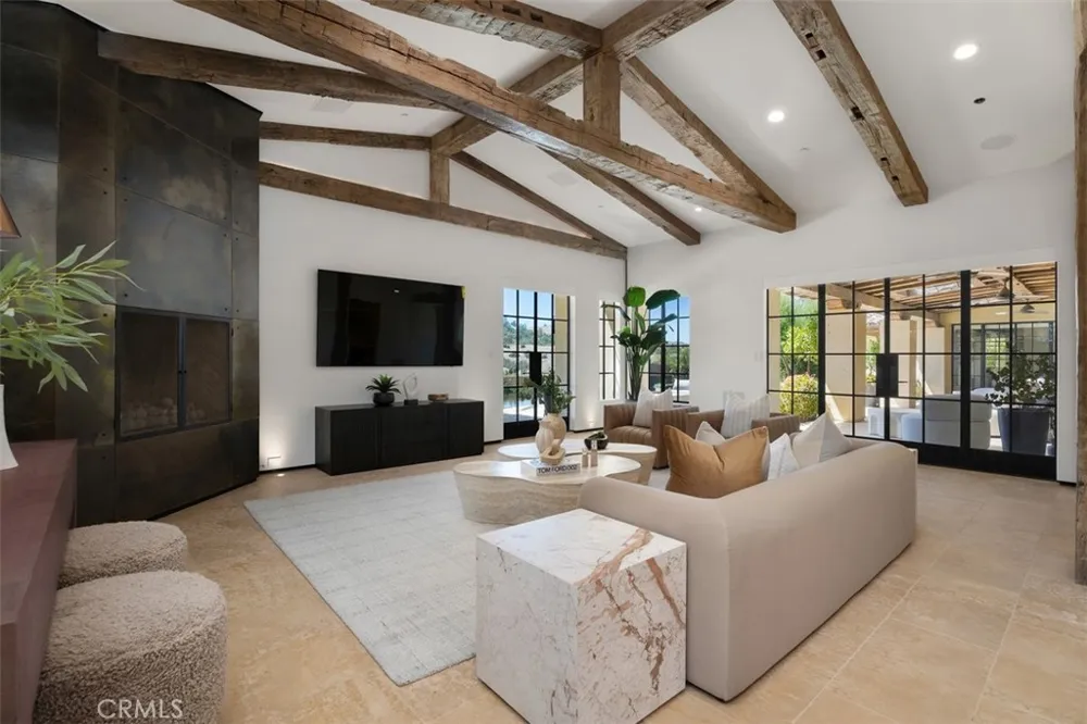 31 Blue Heron Irvine, CA 92603