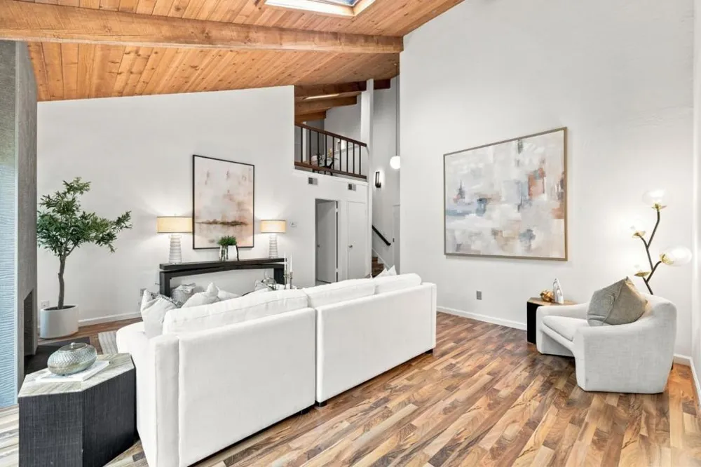 146 Hemlock Court Palo Alto, CA 94306