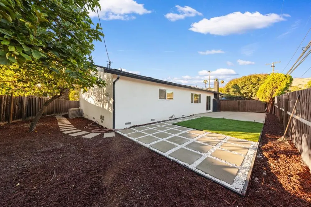 1408 Stone Creek Drive San Jose, CA 95132