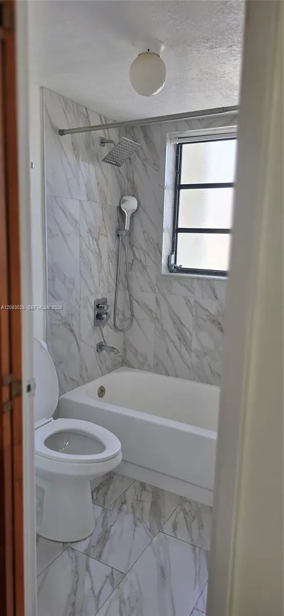 8933 SW 123rd Ct #401 Miami, FL 33186