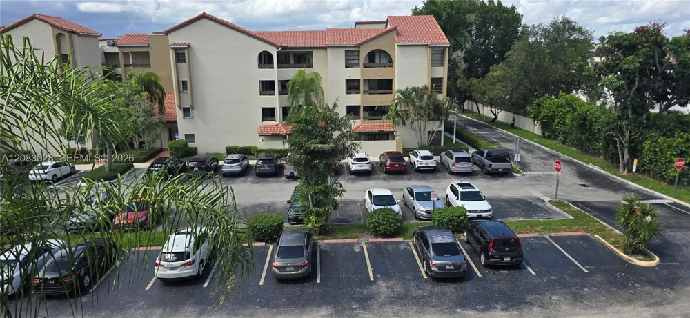 8933 SW 123rd Ct #401 Miami, FL 33186