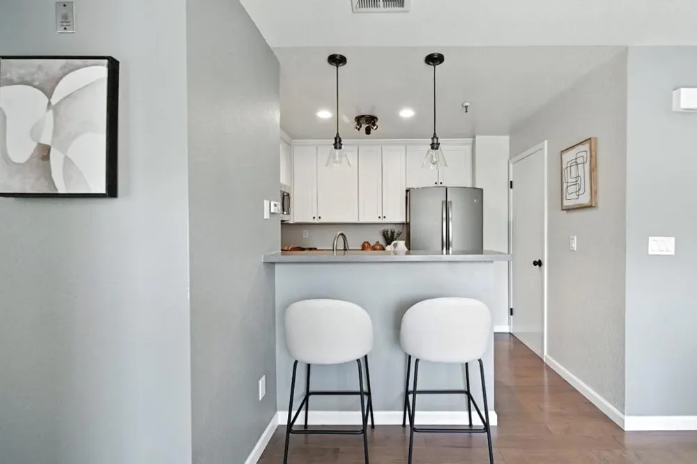 984 Belmont Terrace #10 Sunnyvale, CA 94086
