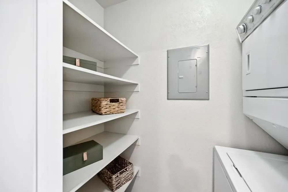984 Belmont Terrace #10 Sunnyvale, CA 94086
