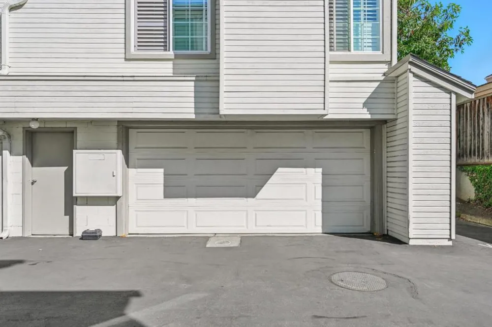 984 Belmont Terrace #10 Sunnyvale, CA 94086