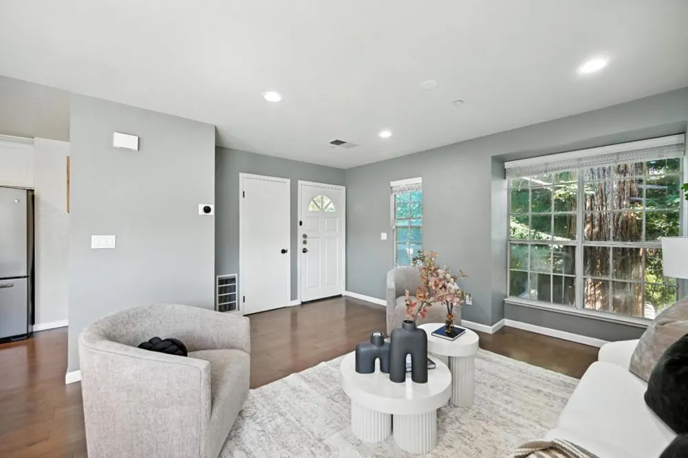 984 Belmont Terrace #10 Sunnyvale, CA 94086