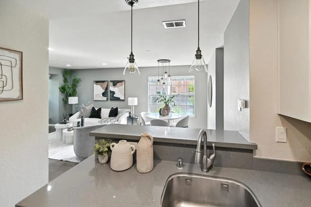 984 Belmont Terrace #10 Sunnyvale, CA 94086