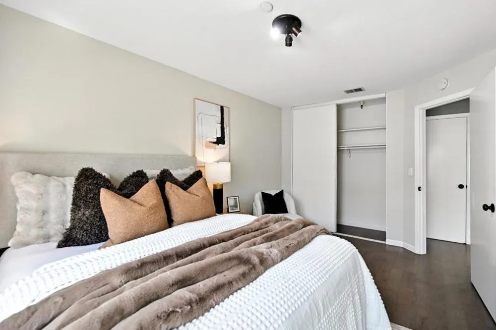 984 Belmont Terrace #10 Sunnyvale, CA 94086