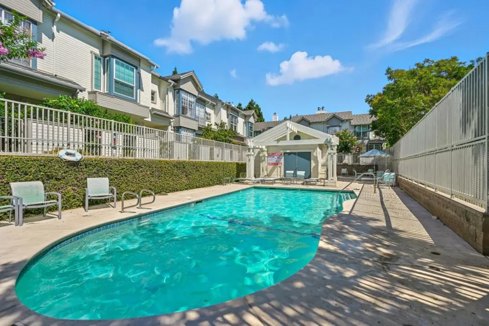 984 Belmont Terrace #10 Sunnyvale, CA 94086