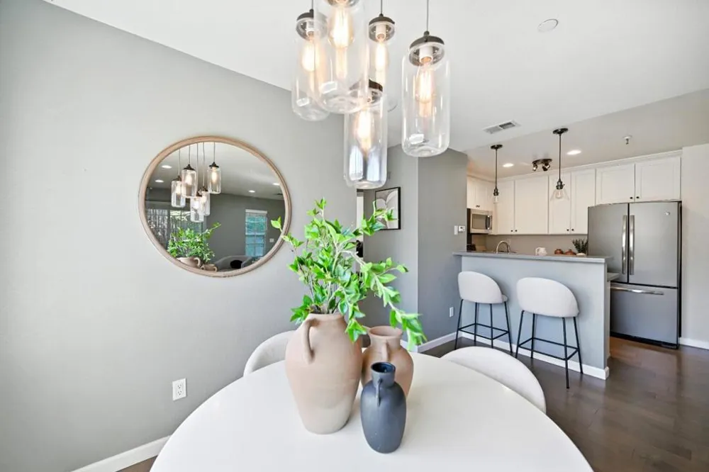 984 Belmont Terrace #10 Sunnyvale, CA 94086