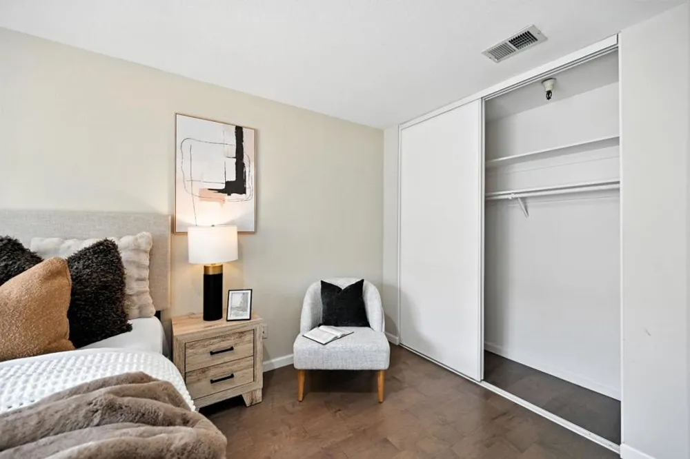 984 Belmont Terrace #10 Sunnyvale, CA 94086