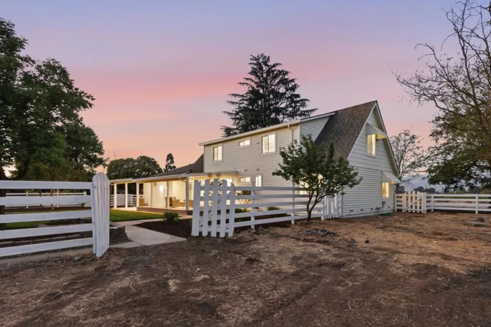 14655 Country Lane Morgan Hill, CA 95037