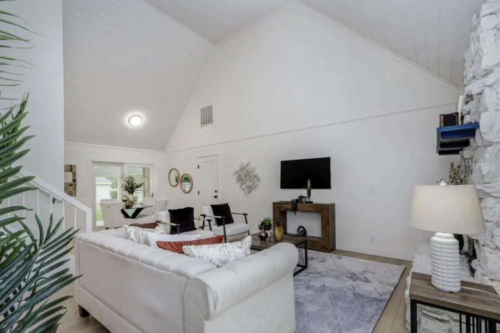14655 Country Lane Morgan Hill, CA 95037