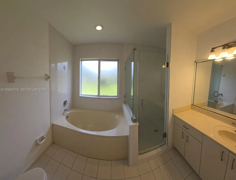 18045 SW 154th Pl Miami, FL 33187