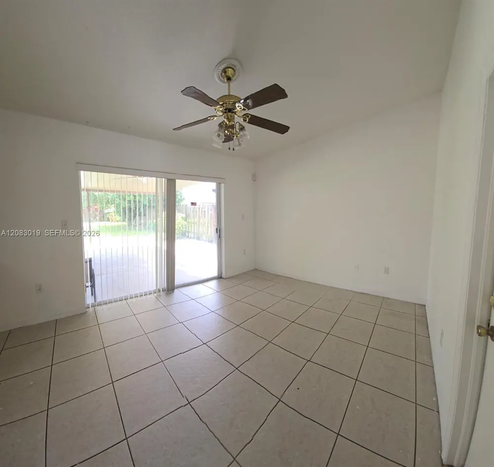 18045 SW 154th Pl Miami, FL 33187