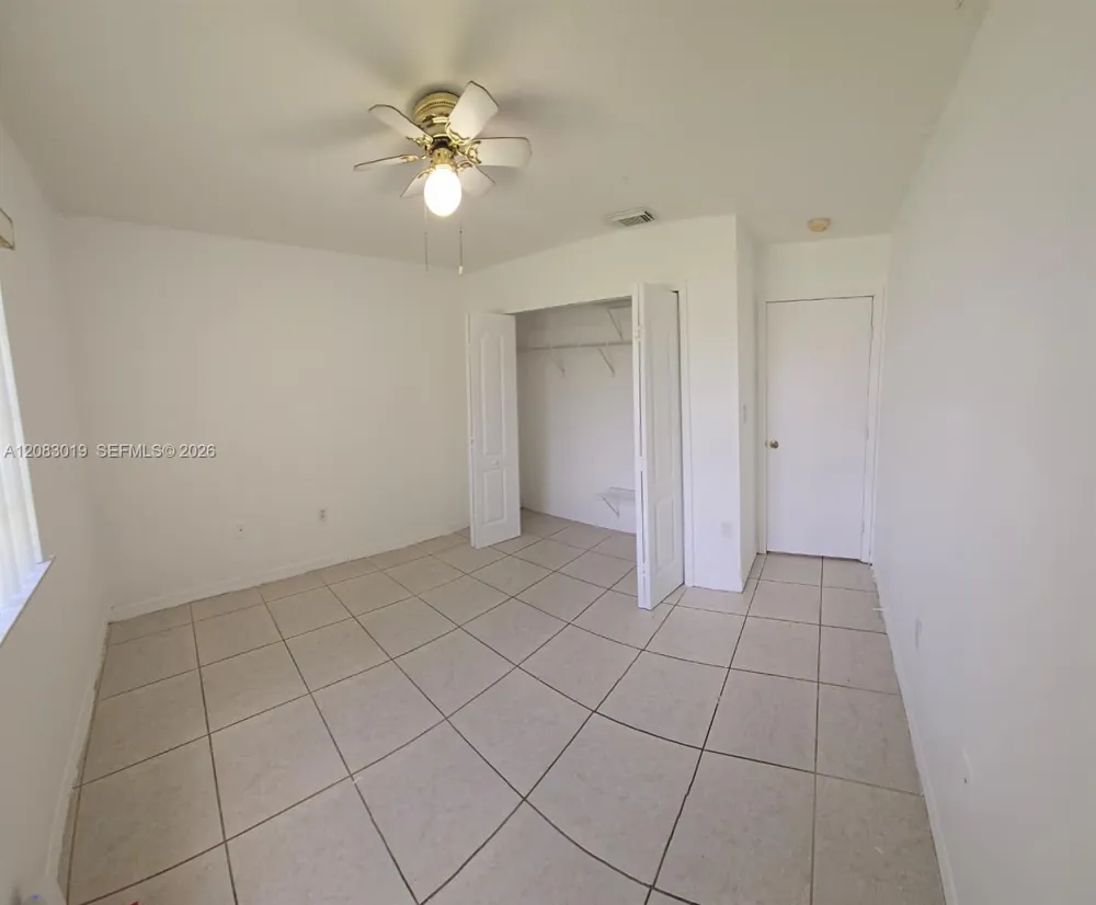 18045 SW 154th Pl Miami, FL 33187