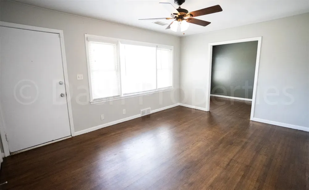 5809 E 21st Street Tulsa, OK 74114
