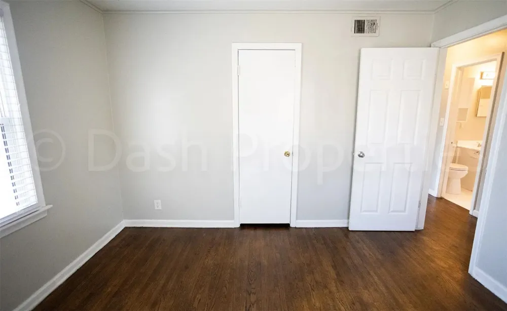 5809 E 21st Street Tulsa, OK 74114