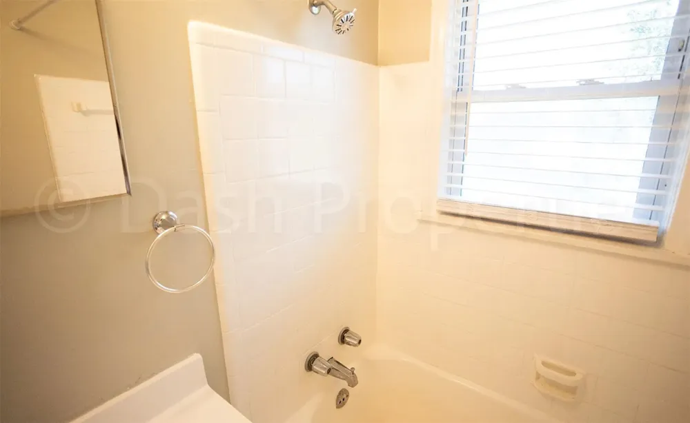 5809 E 21st Street Tulsa, OK 74114
