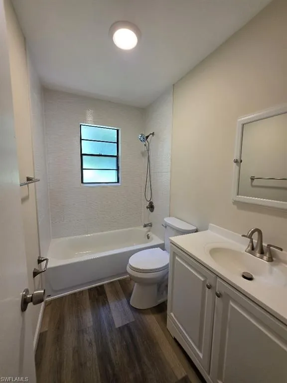 2455 Thomasson Drive #B Naples, FL 34112