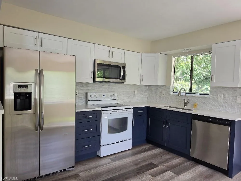 2455 Thomasson Drive #B Naples, FL 34112