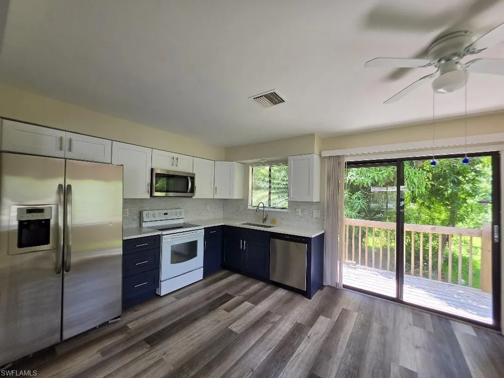 2455 Thomasson Drive #B Naples, FL 34112